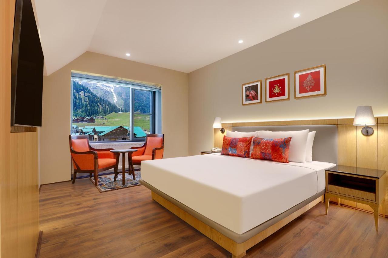 Lemon Tree Hotel, Sonāmarg エクステリア 写真