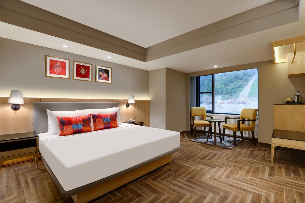 Lemon Tree Hotel, Sonāmarg エクステリア 写真