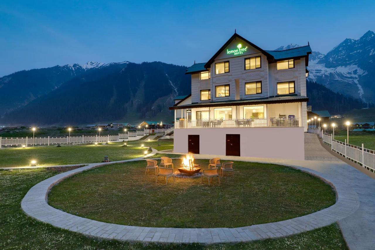 Lemon Tree Hotel, Sonāmarg エクステリア 写真